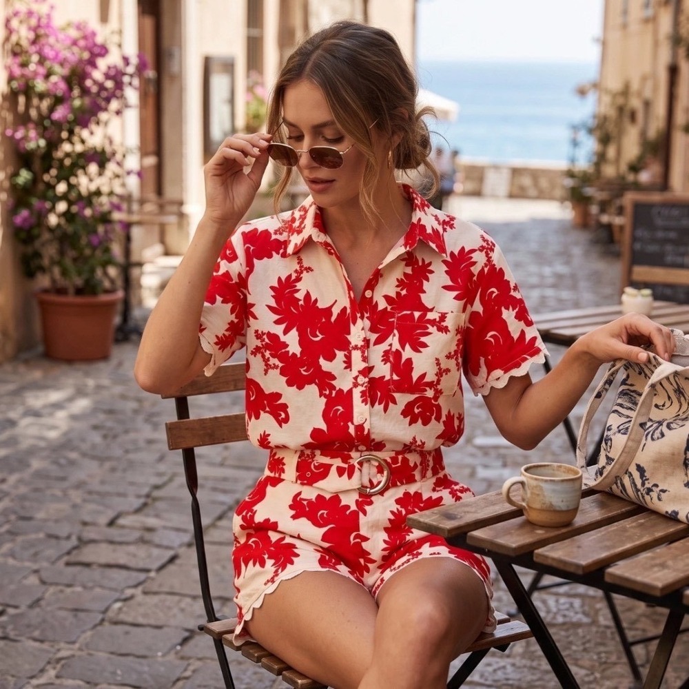 Vici Cream Red Floral 2 Piece Set Scallop Hem Button Down Shirt Shorts Medium